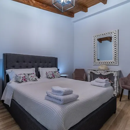 Olive & Stone * Loutraki (Corinthia)