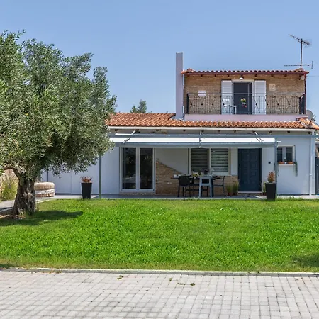 Villa Olive & Stone *