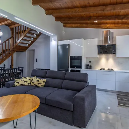 Olive & Stone * Loutraki (Corinthia)