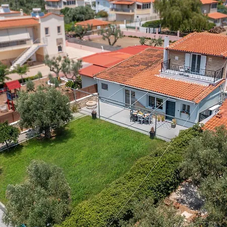 Olive & Stone Villa Loutráki