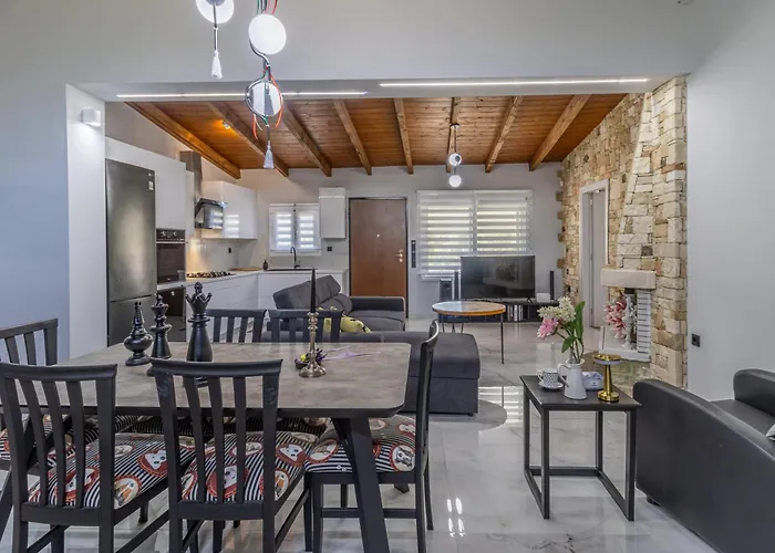 Olive&stone Loutráki