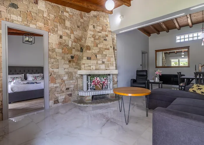 Olive&stone Loutráki